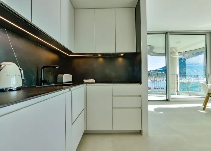 Guzman - Evolution Apartment